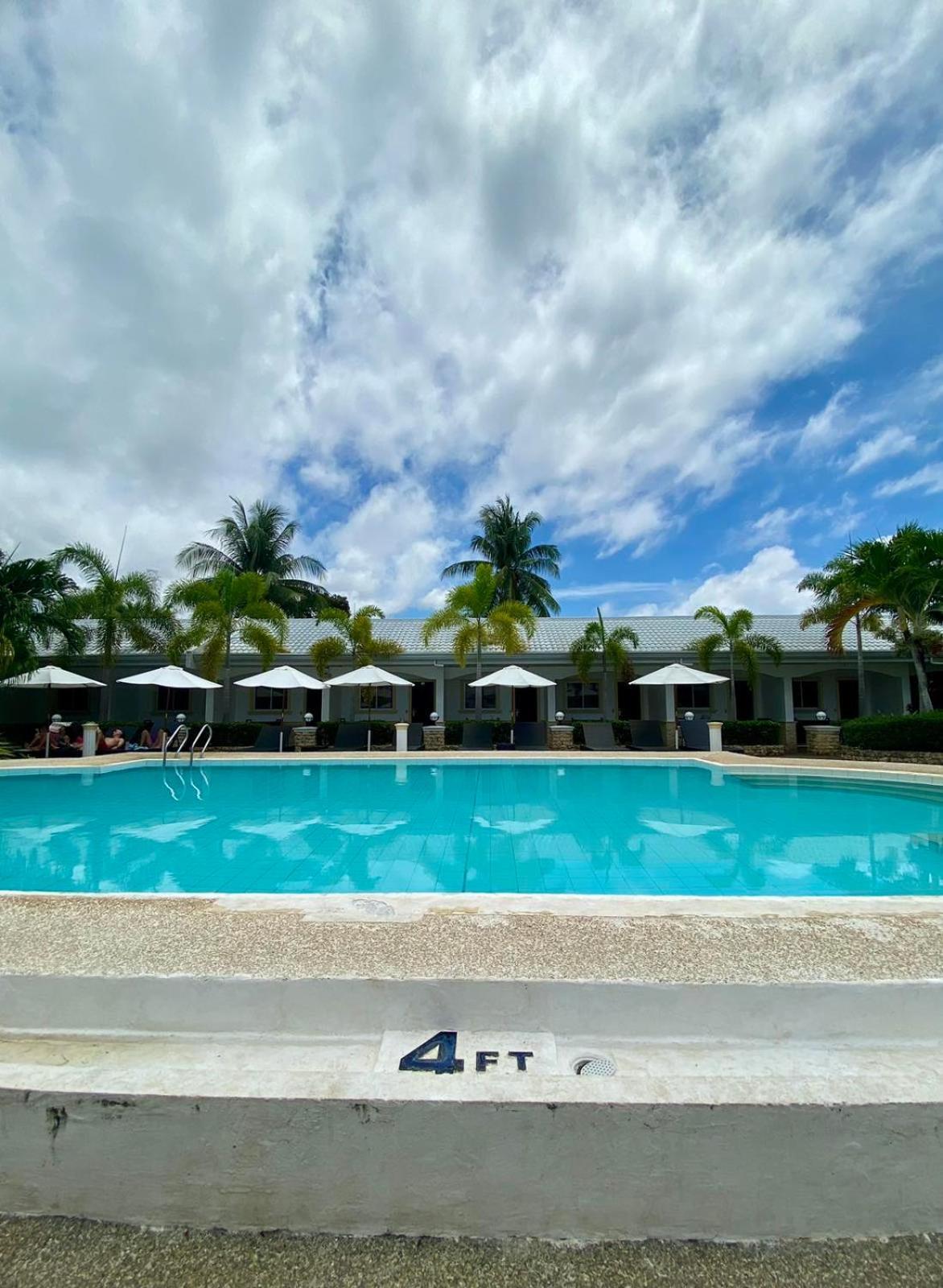 Panglao Regents Park Resort Dış mekan fotoğraf