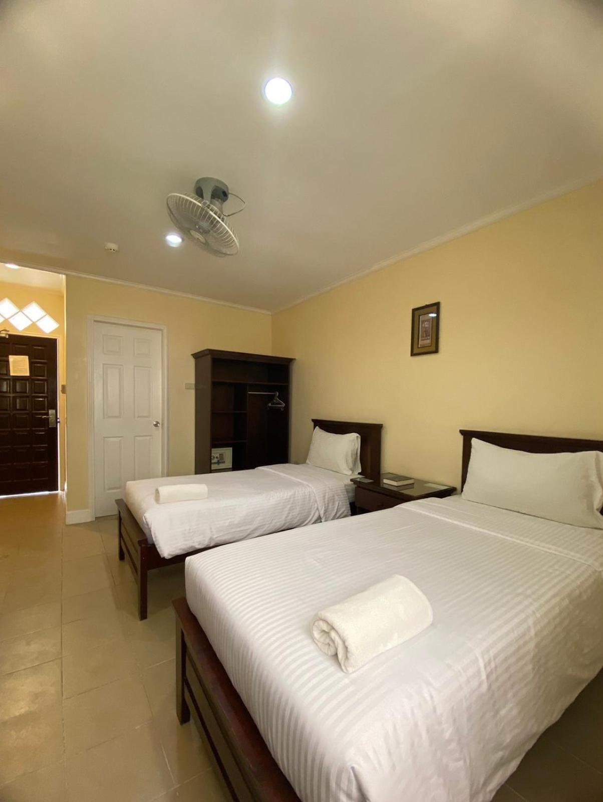 Panglao Regents Park Resort Dış mekan fotoğraf