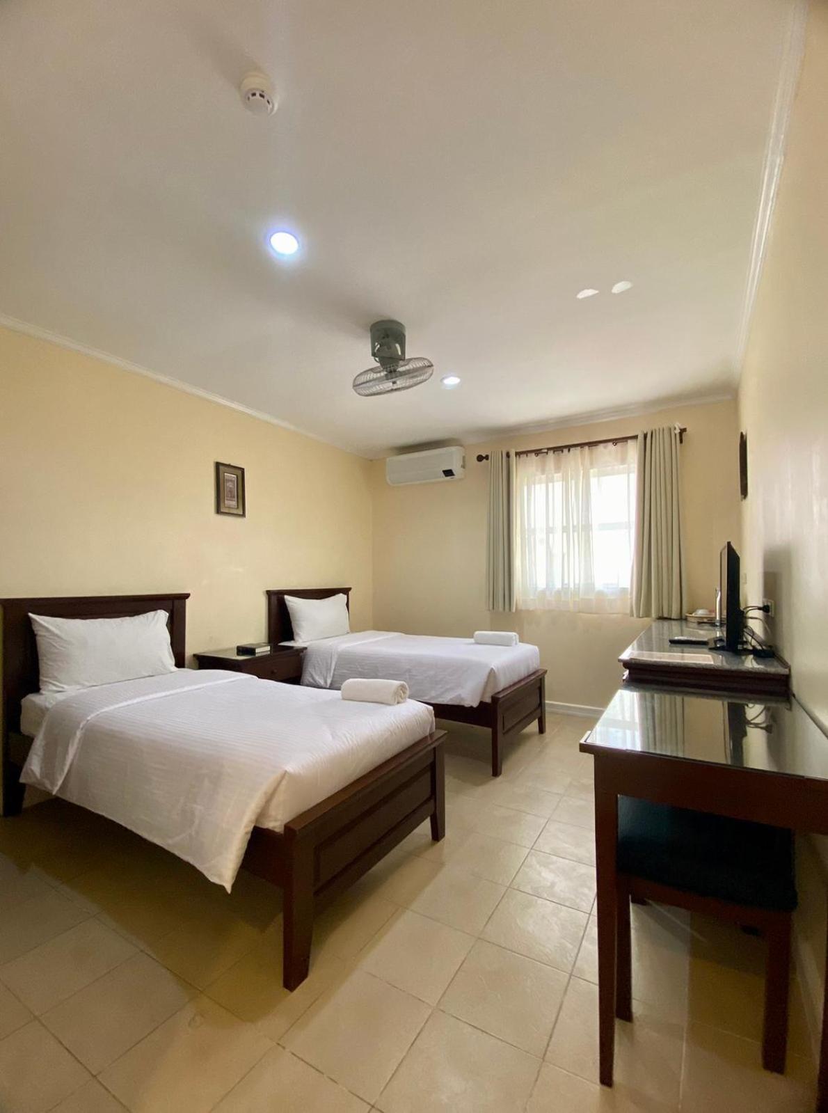 Panglao Regents Park Resort Dış mekan fotoğraf