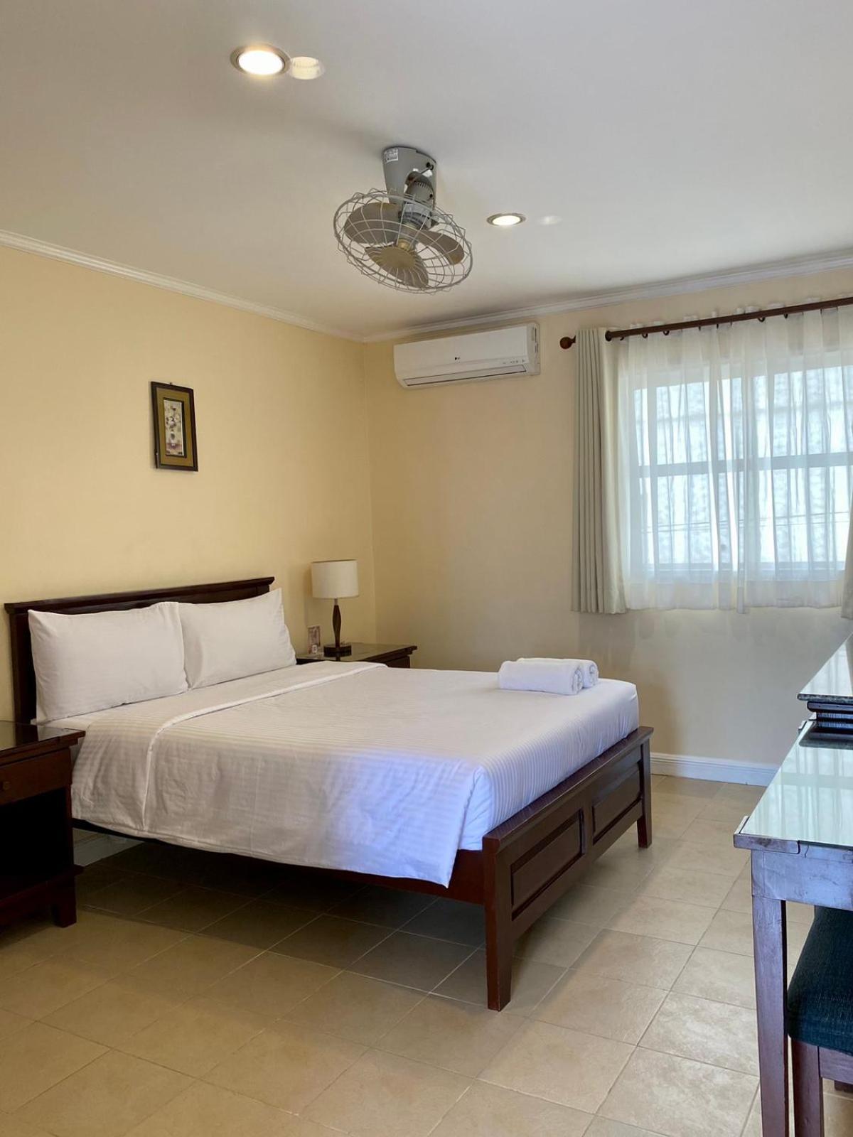 Panglao Regents Park Resort Dış mekan fotoğraf