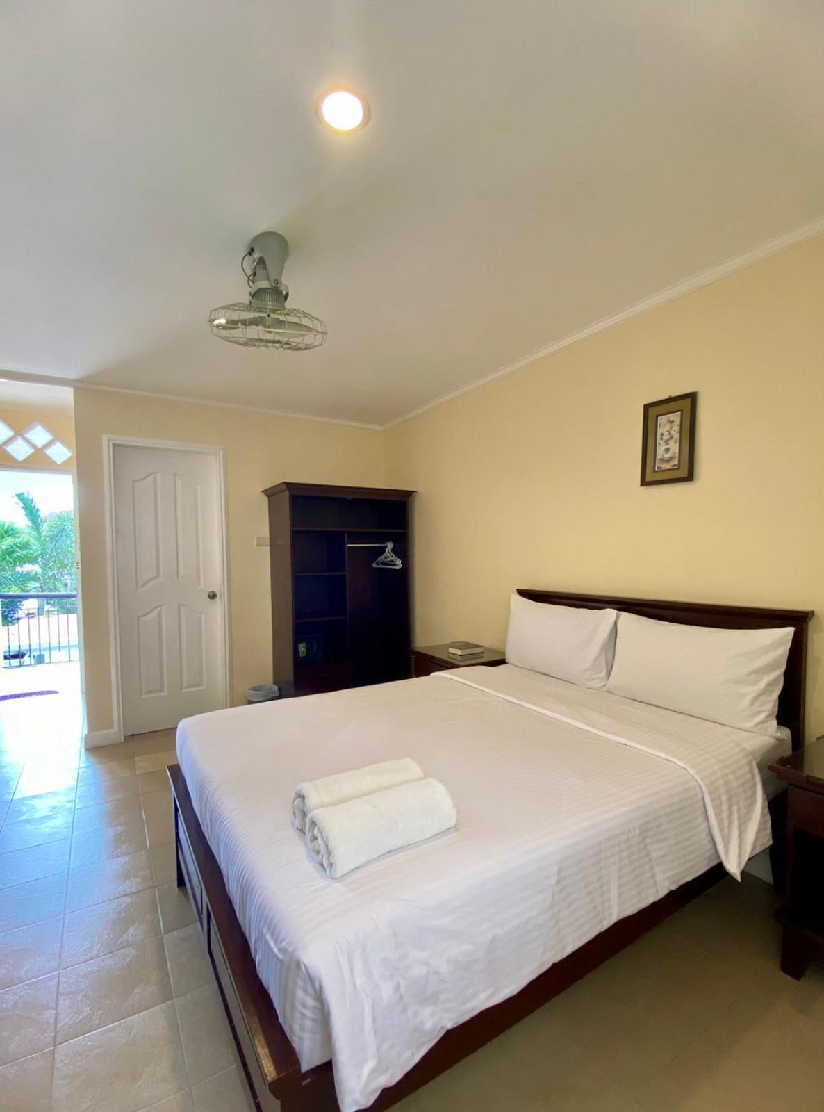 Panglao Regents Park Resort Dış mekan fotoğraf