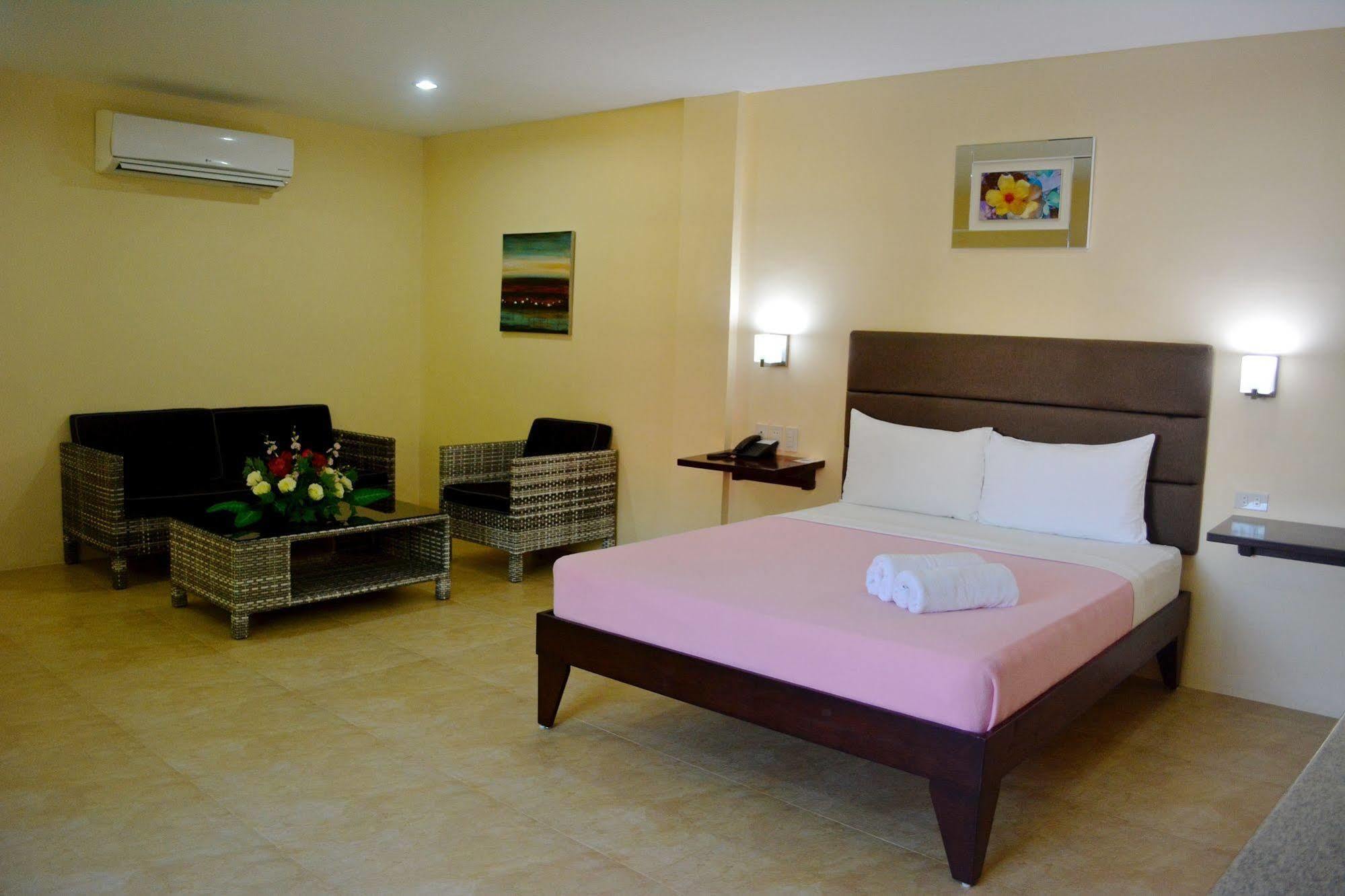 Panglao Regents Park Resort Dış mekan fotoğraf